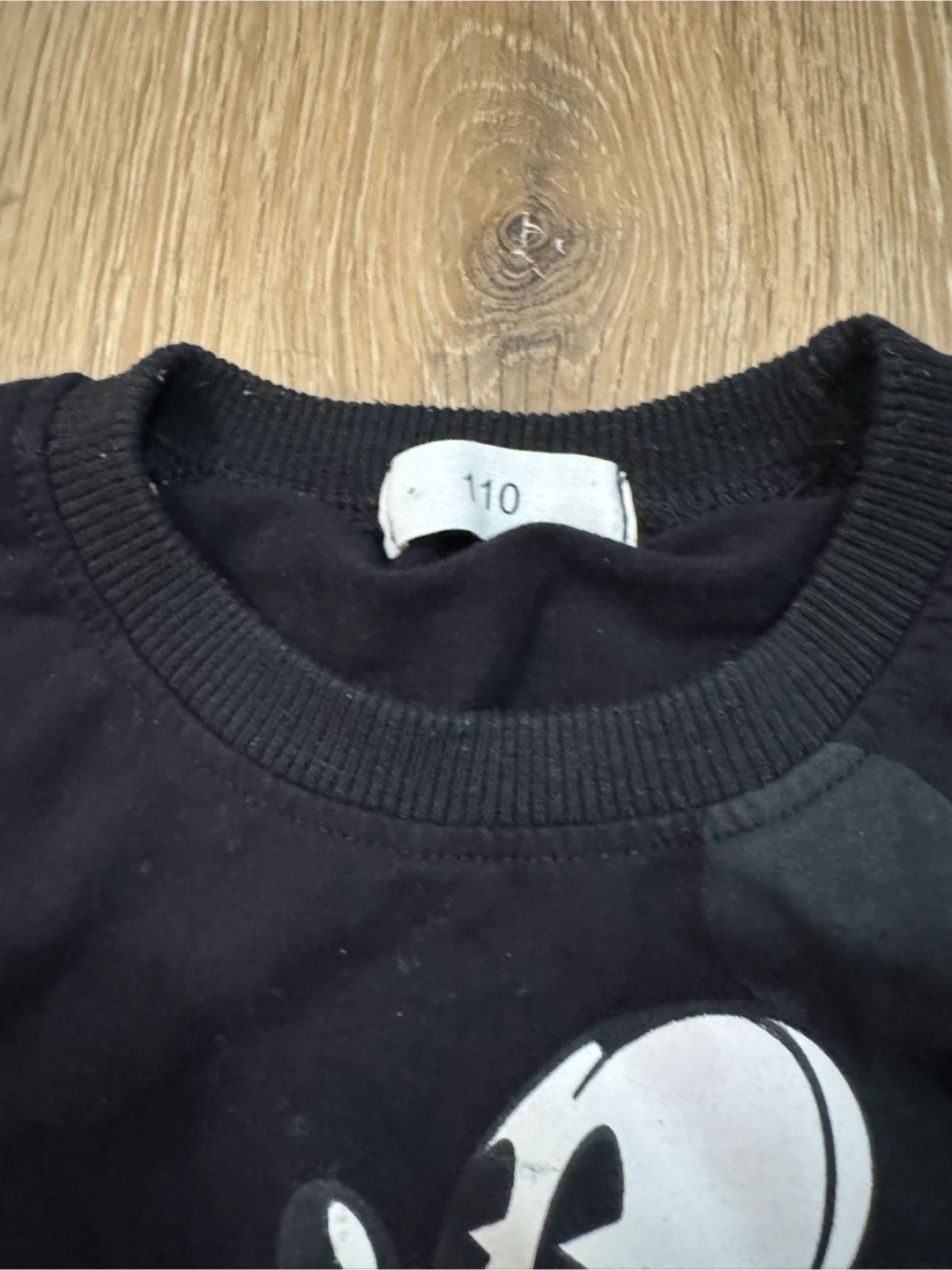 Mickey Mouse Black Sweater for Kids Size 4T - photo 2