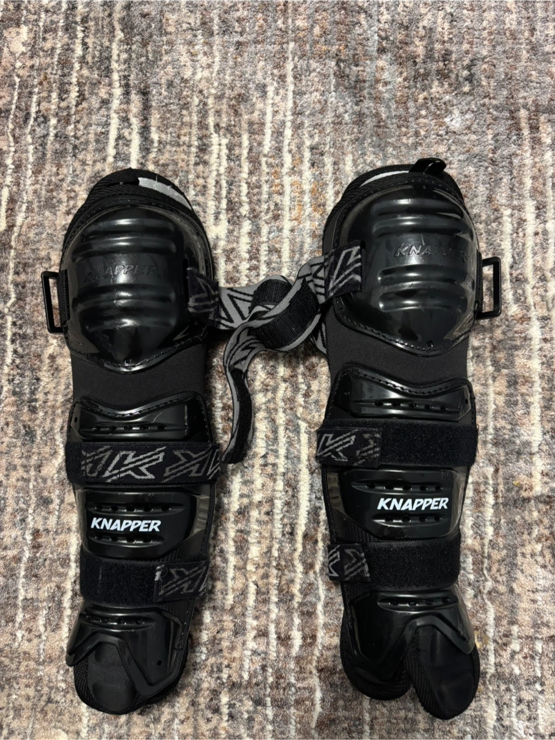 Hockey Shin Guards | Knapper AK5 | Junior Size 10”