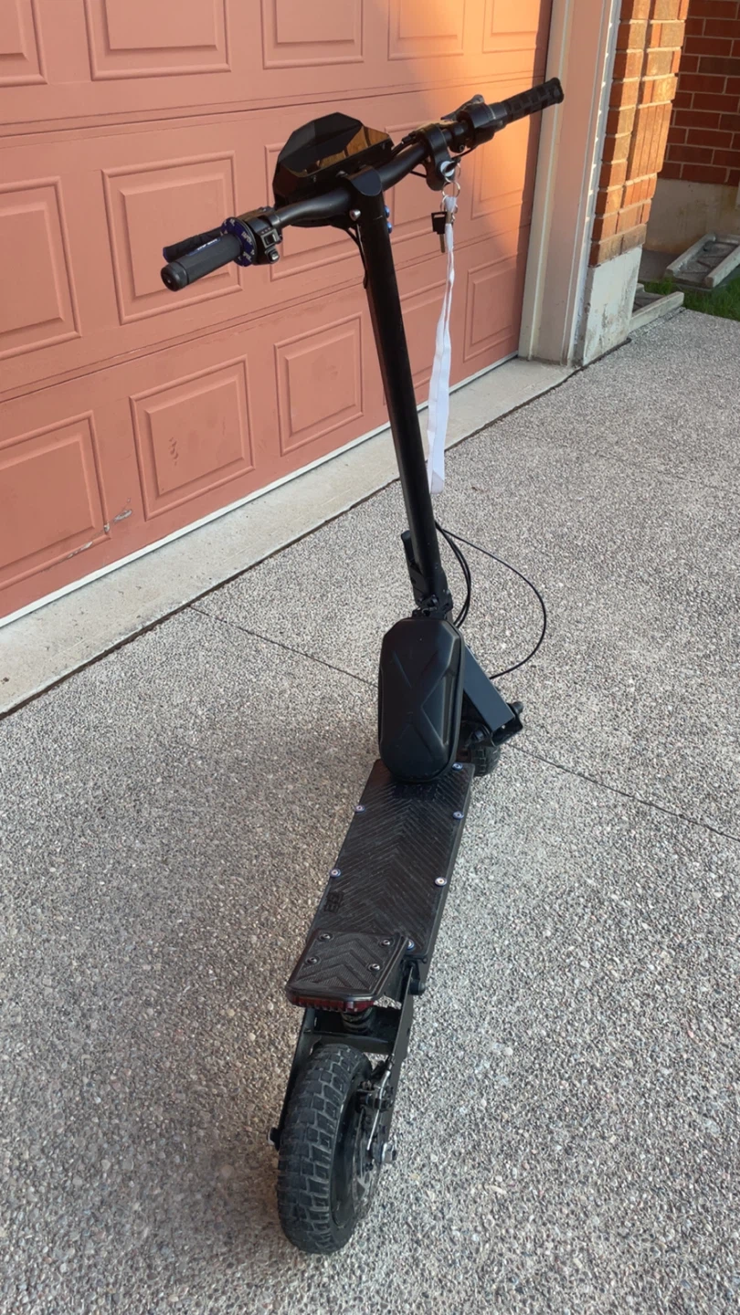 Kukirin G2 Electric Scooter – Blacked Out Build w/ Key Ignition - photo 3