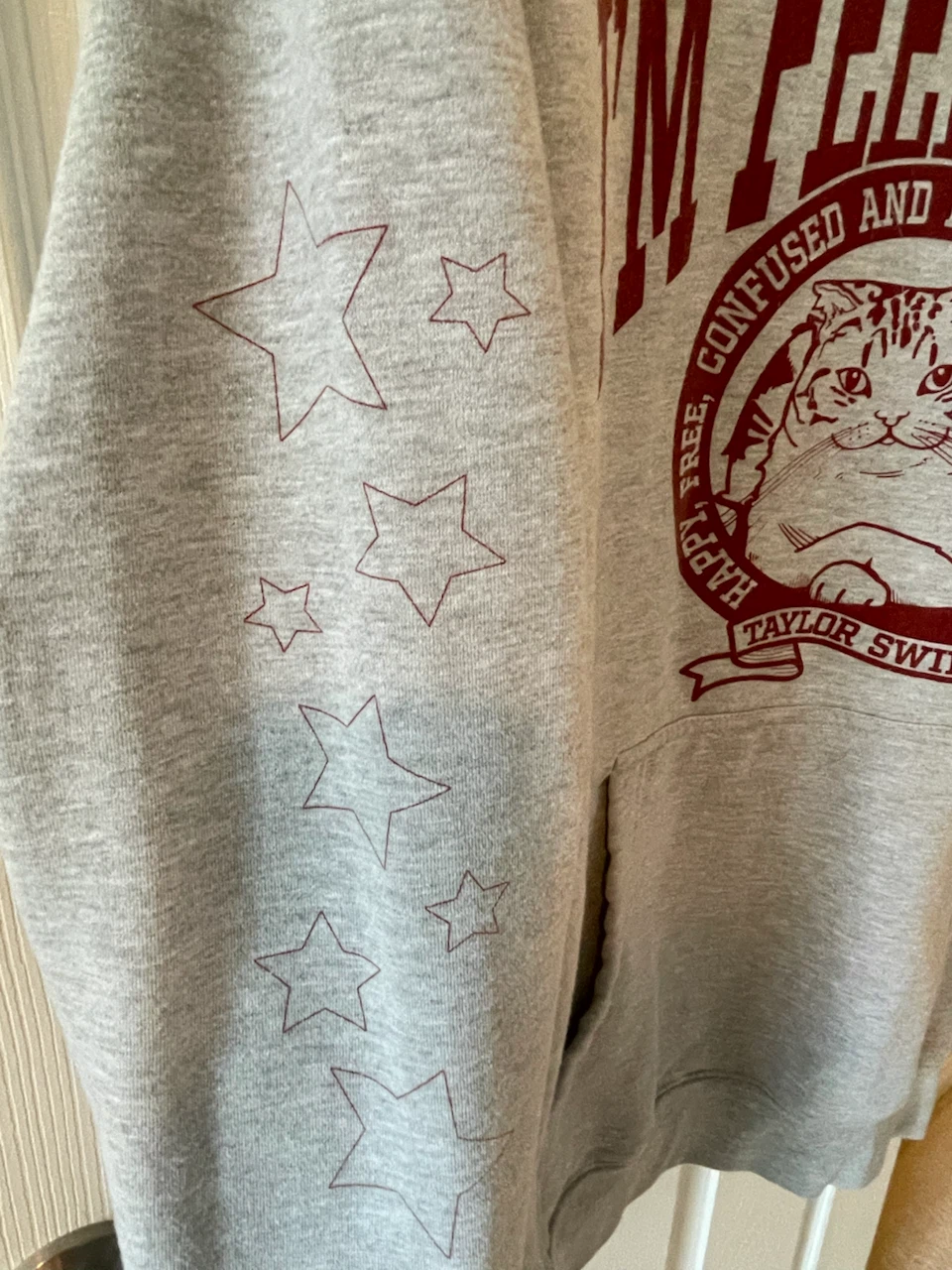 Taylor Swift "I'm Feeling '22" Hoodie - photo 5