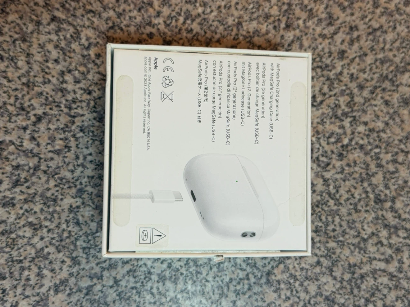 Real Apple AirPods Pro (2nd generation) Charging Case - photo 5