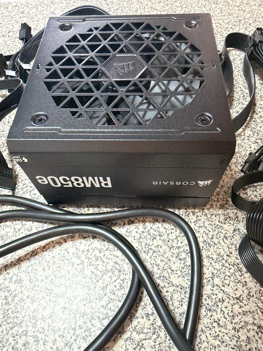 Corsair RM850e Power Supply - photo 5