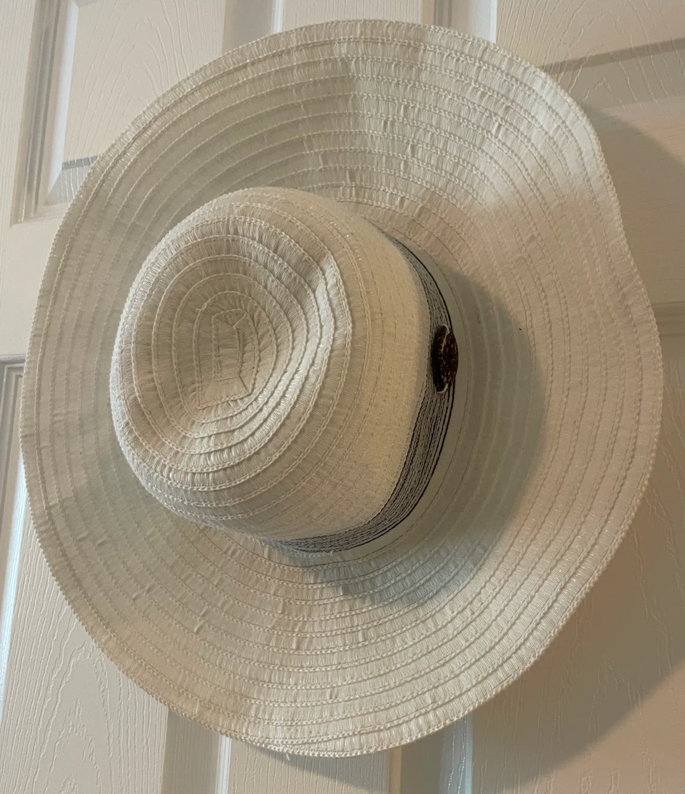 Panama Jack White Floppy Sun Hat (pre-loved) - photo 3