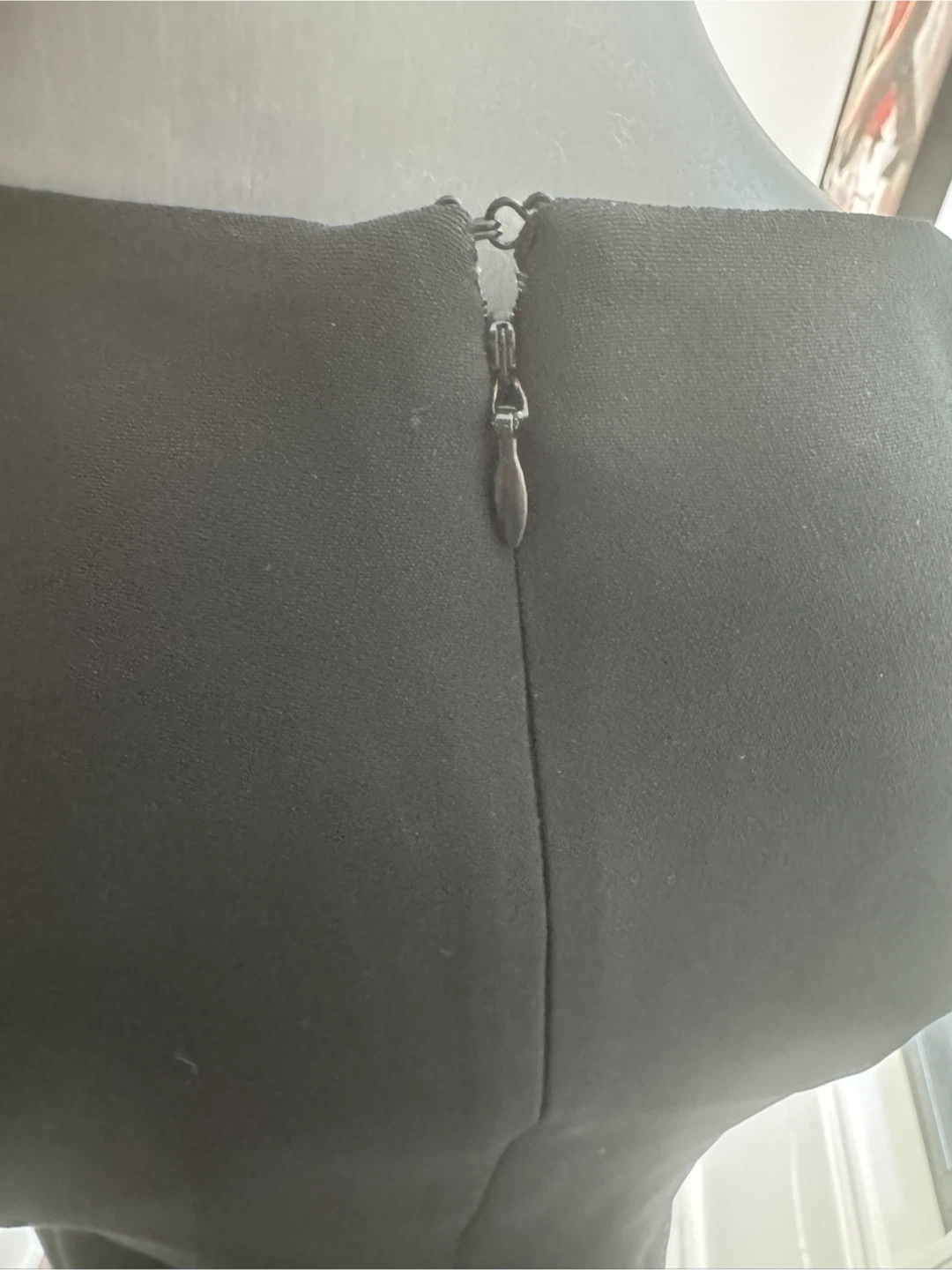Givenchy Black and White Asymmetrical Dress Size 38 - photo 3