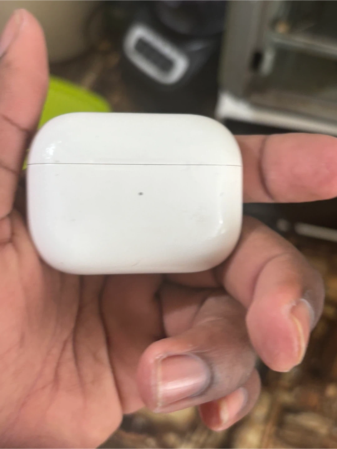 Apple AirPods Pro 2 usb cCharging Case - photo 3
