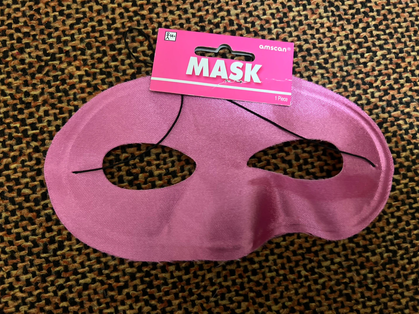 Amscan Pink Mask - 1 Piece