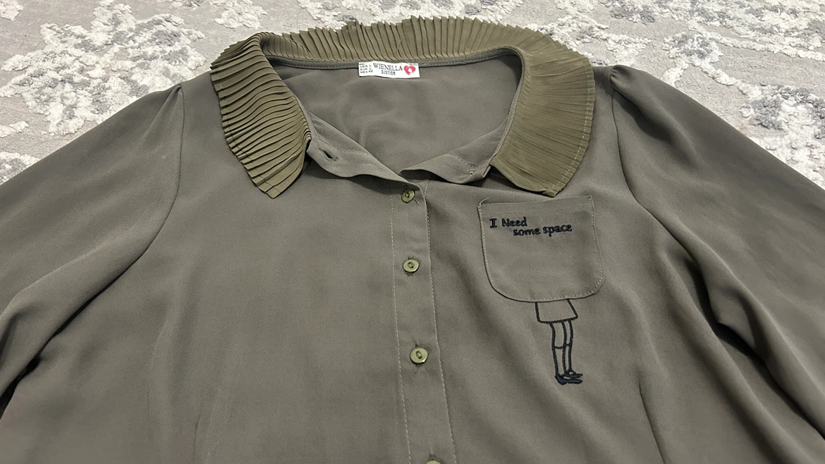 Olive Green Pleated Collar Blouse – Wienella Sistina (Size L) - photo 2