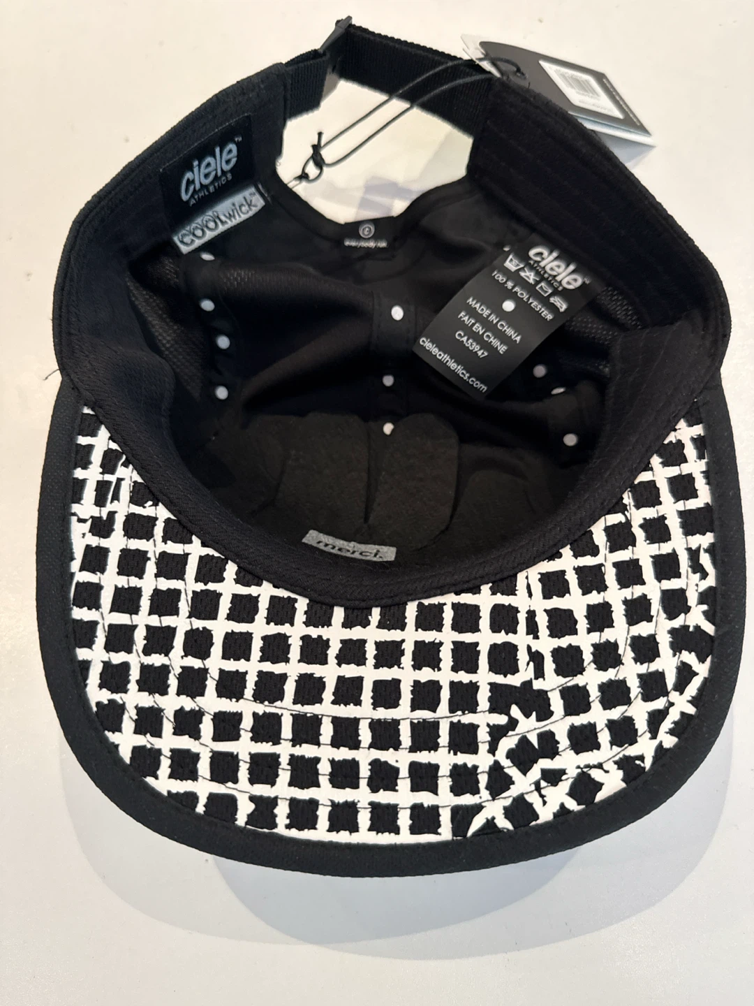 Ciele Athletics GOcap-Badge-Whitaker Black Hat - photo 2