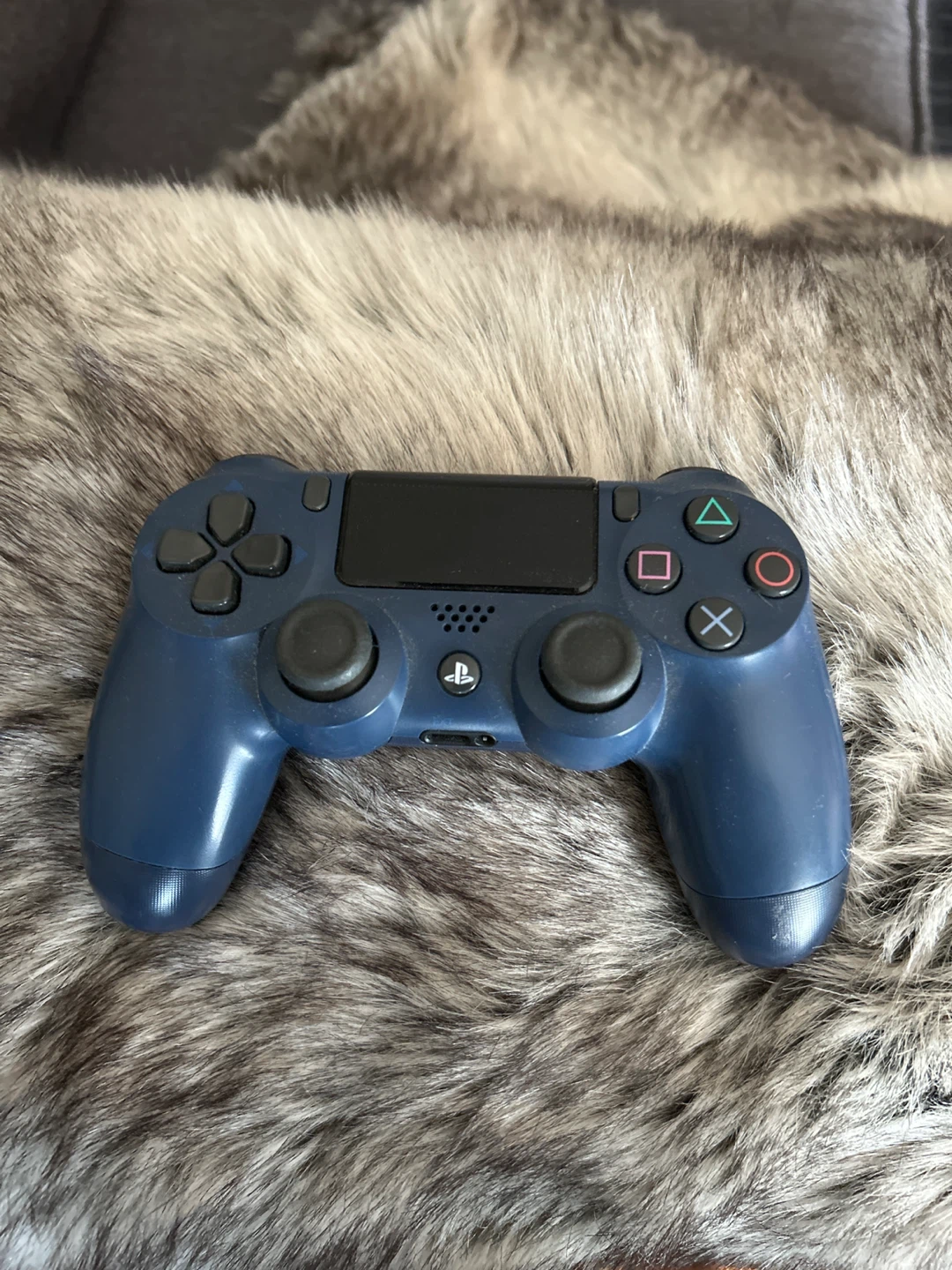 Sony DualShock 4 Wireless Controller - Navy Blue