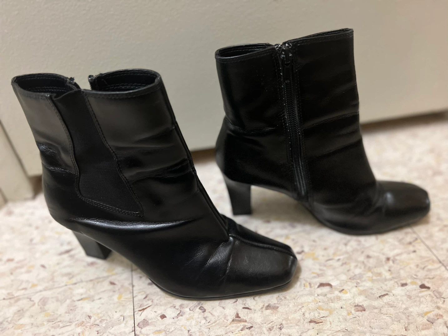 Black Ankle Boots-size 6.5 - photo 2