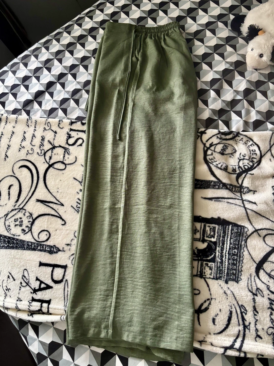 Women's Olive Green Wide-Leg Pants