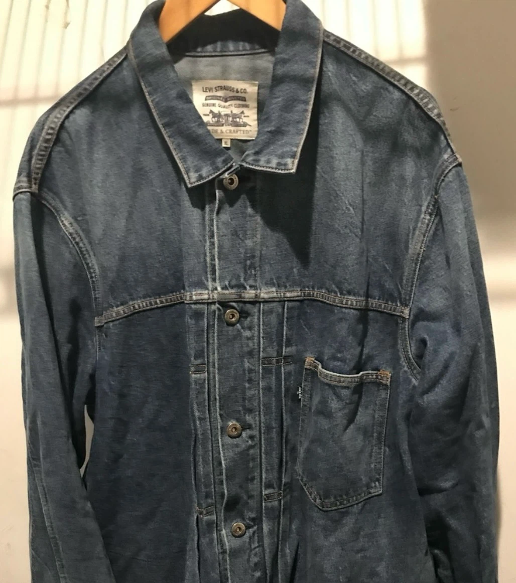 Levis Denim - size XL
