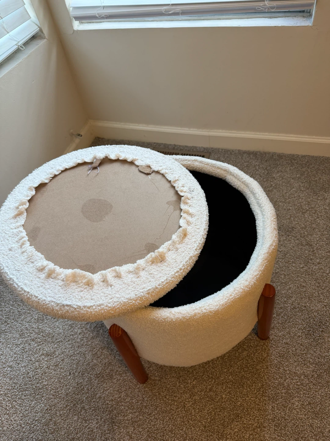 White Sherpa Storage Ottoman Footrest - photo 2