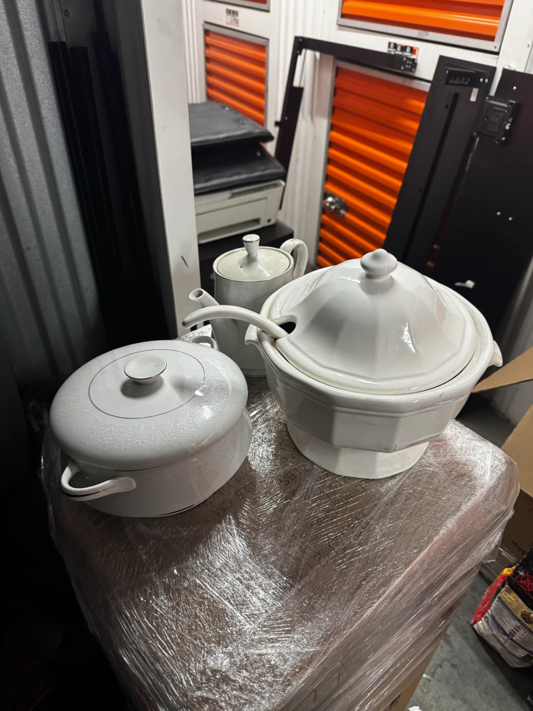 White Ceramic Soup Tureen Set