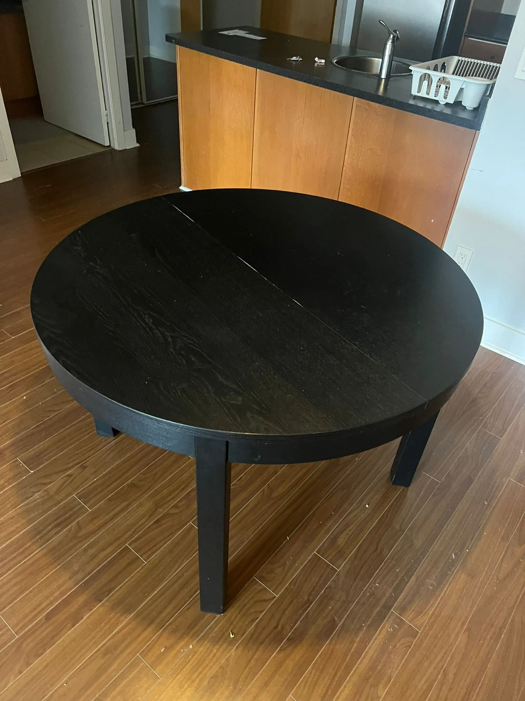 Extendable Round Dining Table