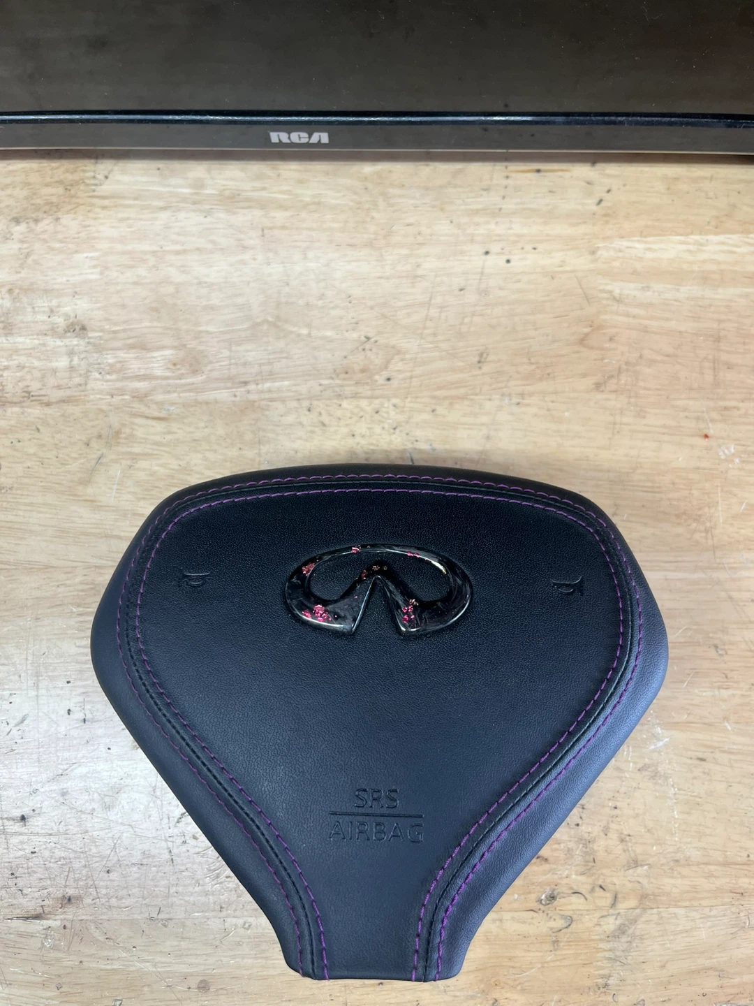 G37 Carbon Airbag