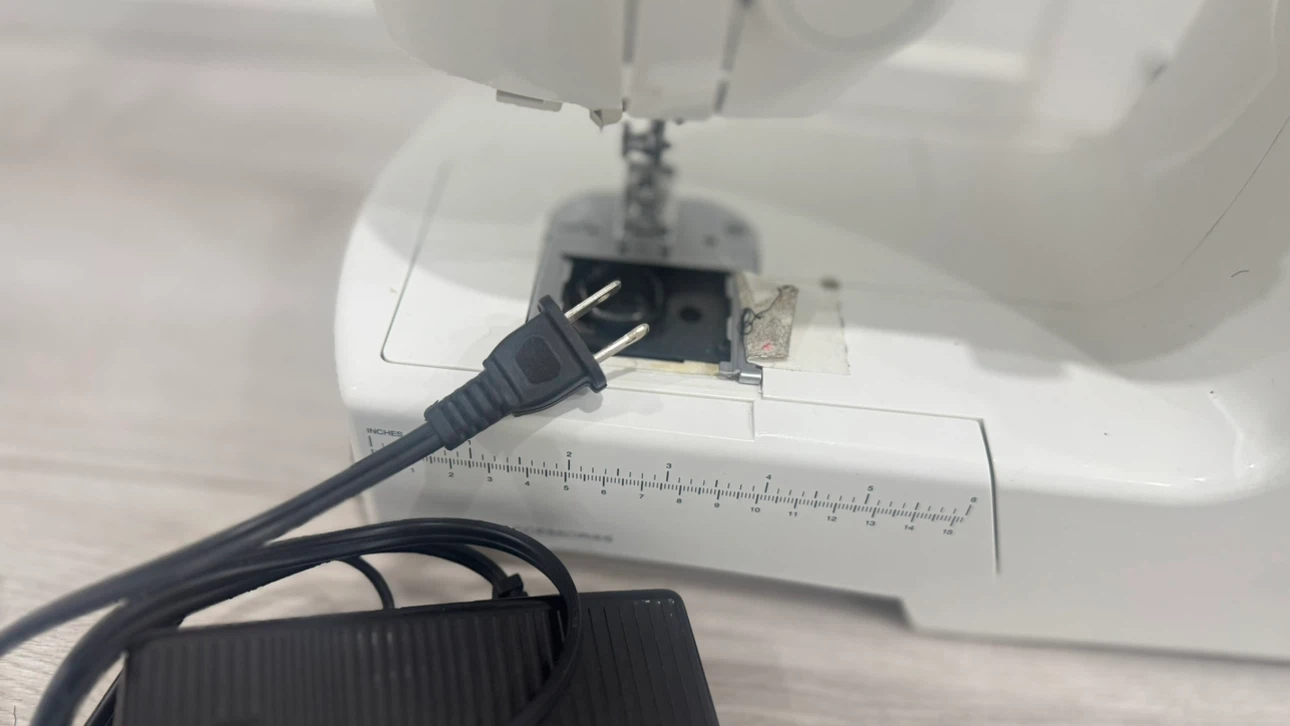 Singer Inspiration Sewing Machine - photo 3