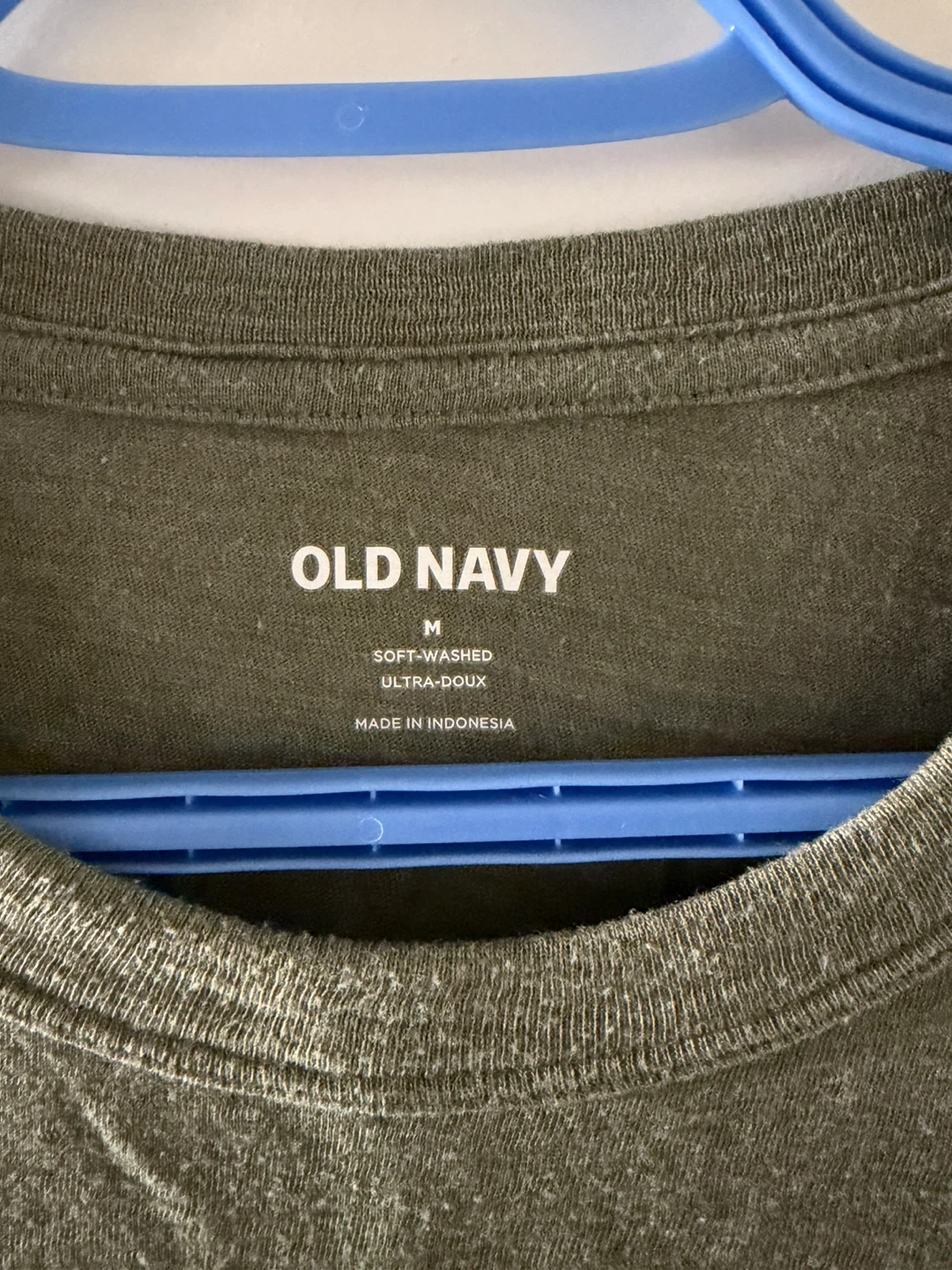 Old Navy Soft-Washed T-Shirt - Olive Green - Medium - photo 2