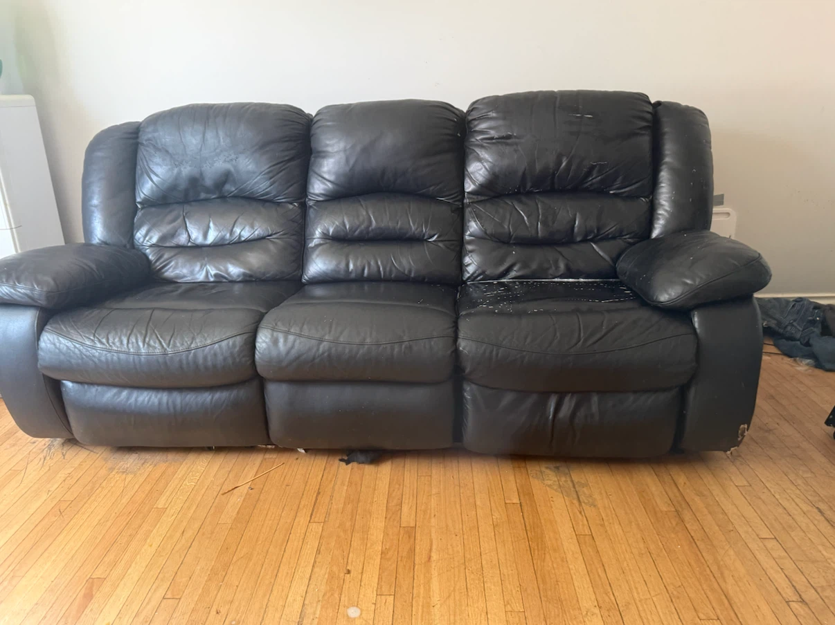 Black Leather Reclining Sofa - photo 2