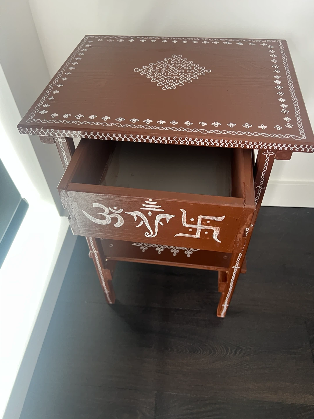 Hand-Painted pooja Mandir - photo 2