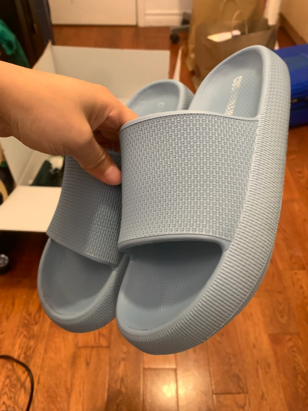 Seze 8 Cushionaire Cloud Slides Slippers - photo 3