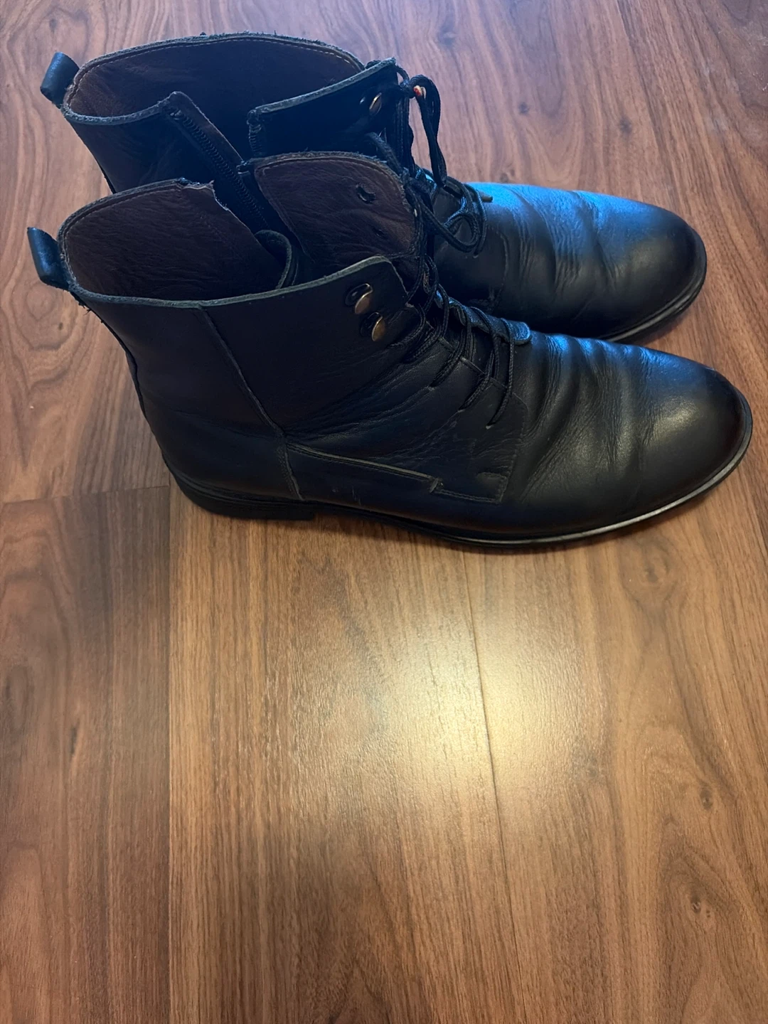 Black Leather Lace-up Boots - photo 2