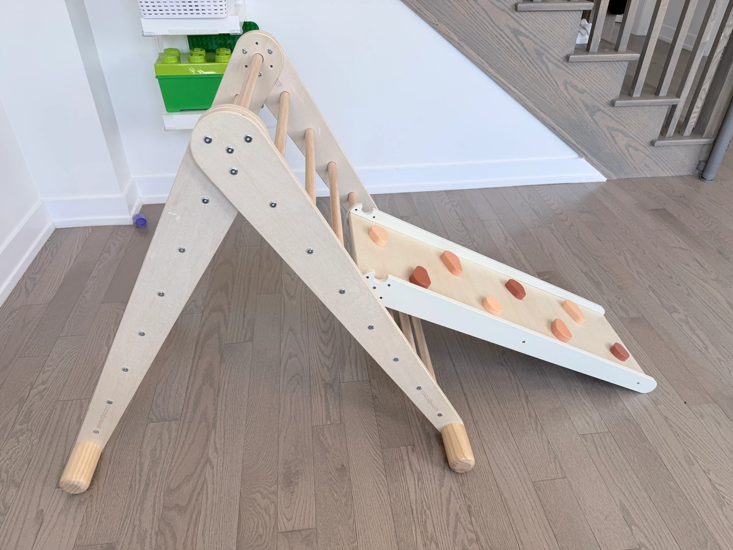 Coco Village Montessori 2-in-1 Triangle & Wall Climber
