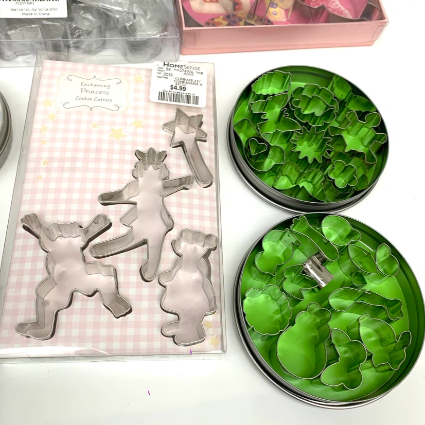 Cookie Cutter Lot Princess Easter Christmas Halloween Baking Set - photo 5