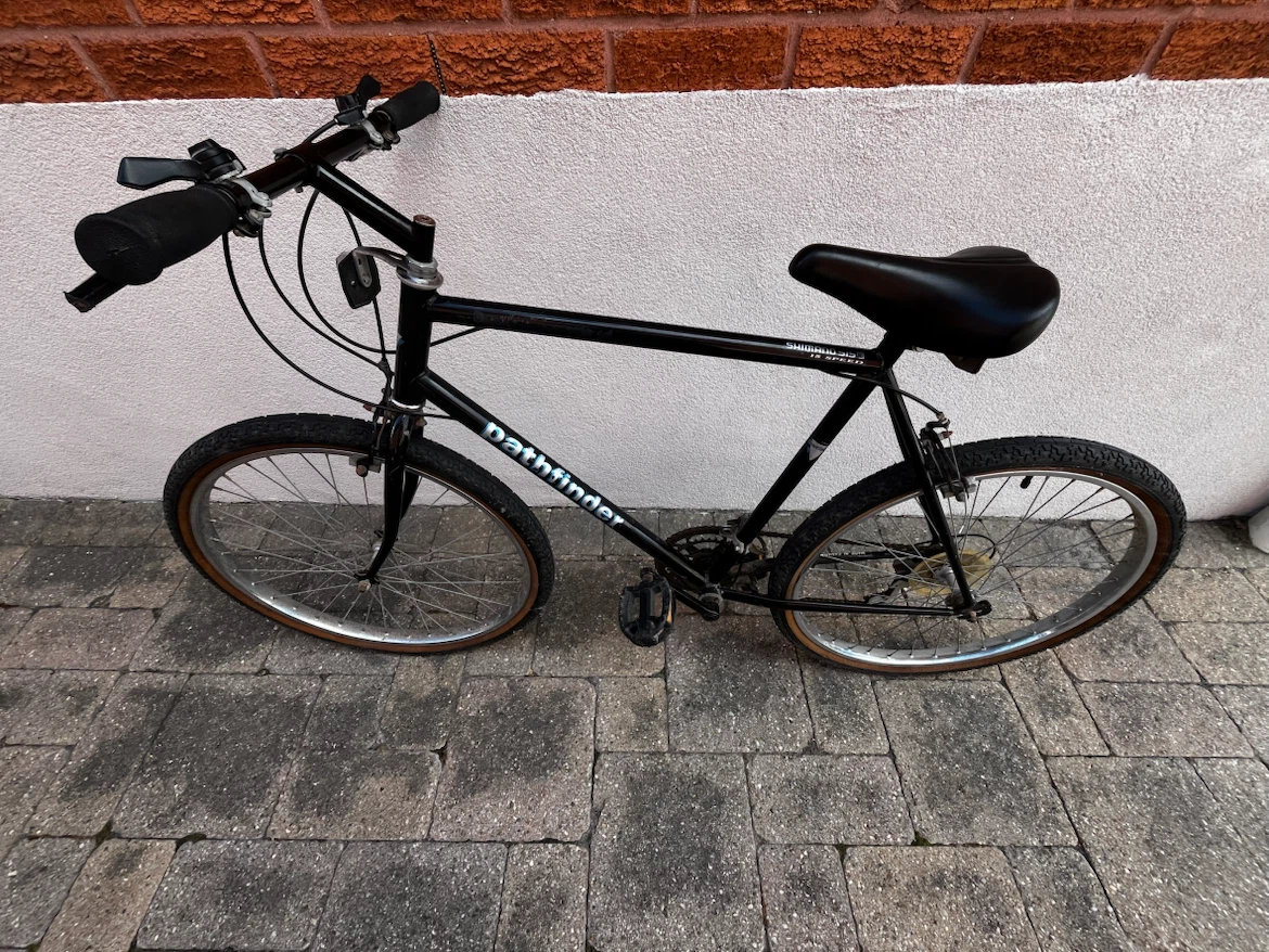 Black Pathfinder Mountain Bike - photo 3