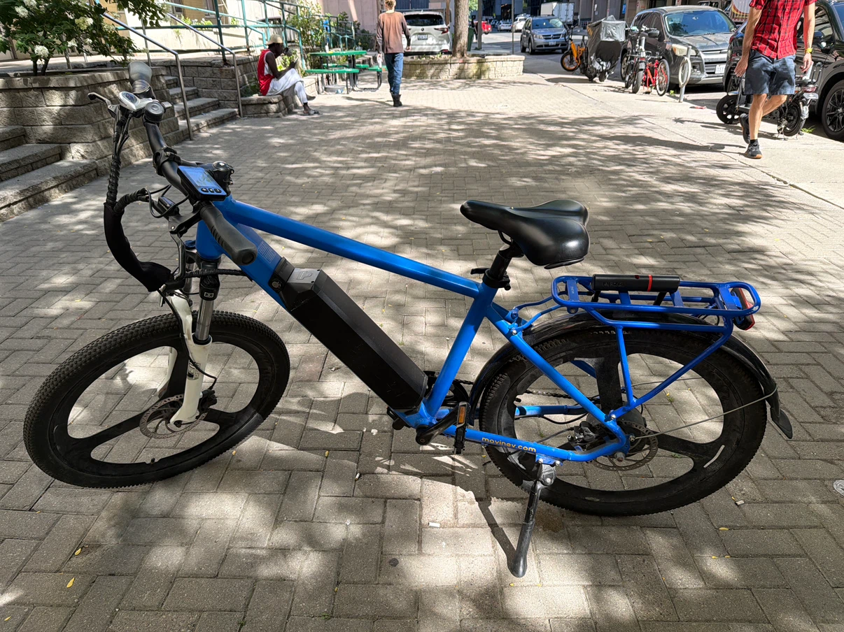 Blue MOVIN Electric Bike
