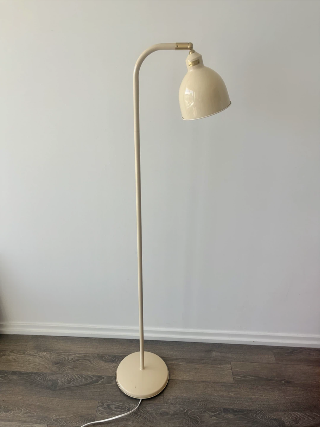 IKEA RODFLIK Floor Lamp + WIZ Smart Bulb - photo 2