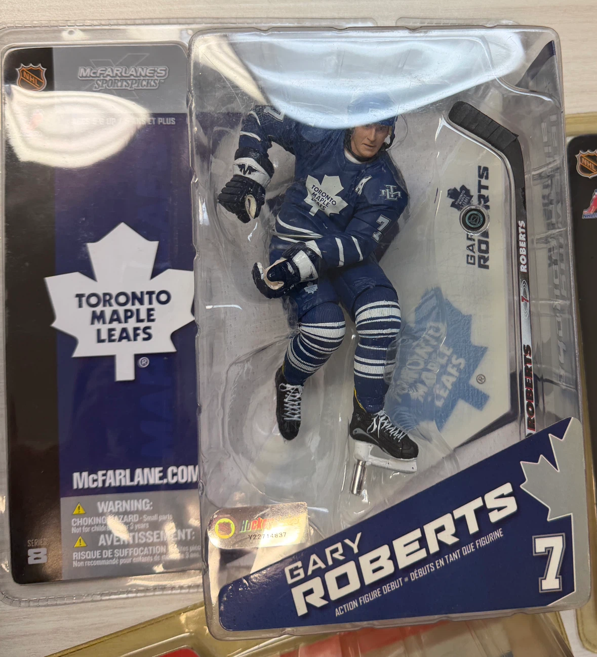 Gary Roberts Toronto Maple Leafs Action Figure Series 8