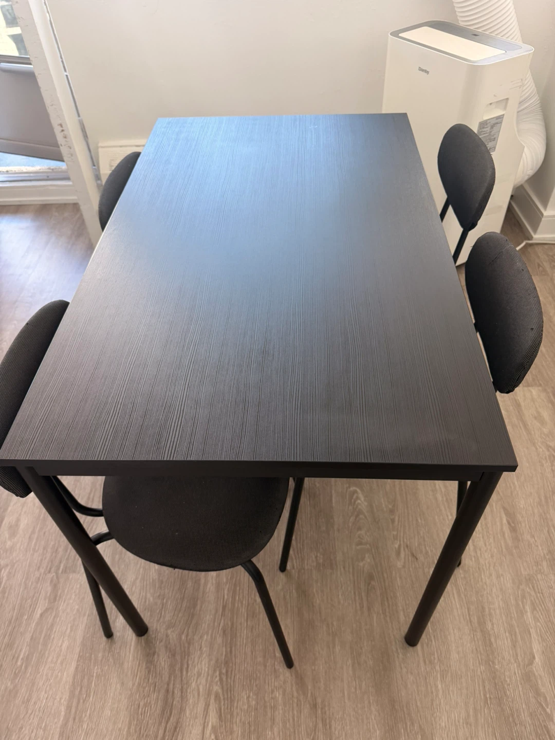 IKEA dining table + 4 Chairs
