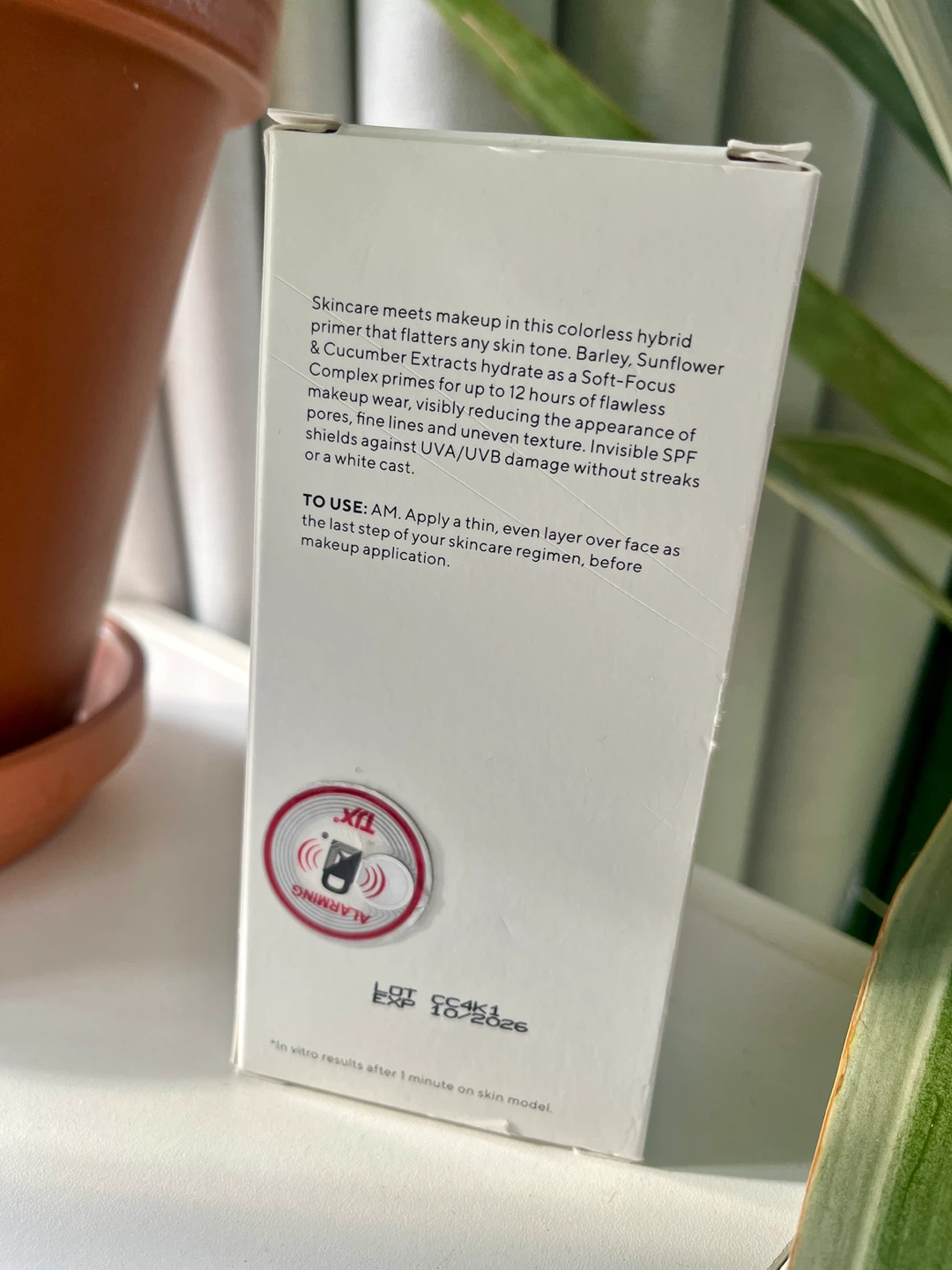 Murad Invisiblur Perfecting Shield Broad Spectrum SPF 30 - photo 2