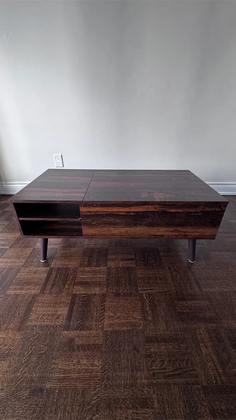 Eoghan Lift-Top Coffee Table with Storage