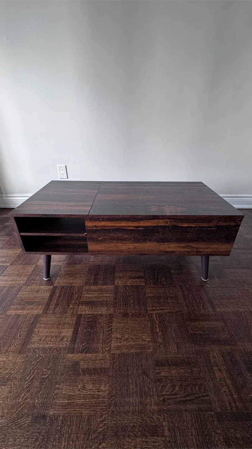 Eoghan Lift-Top Coffee Table with Storage