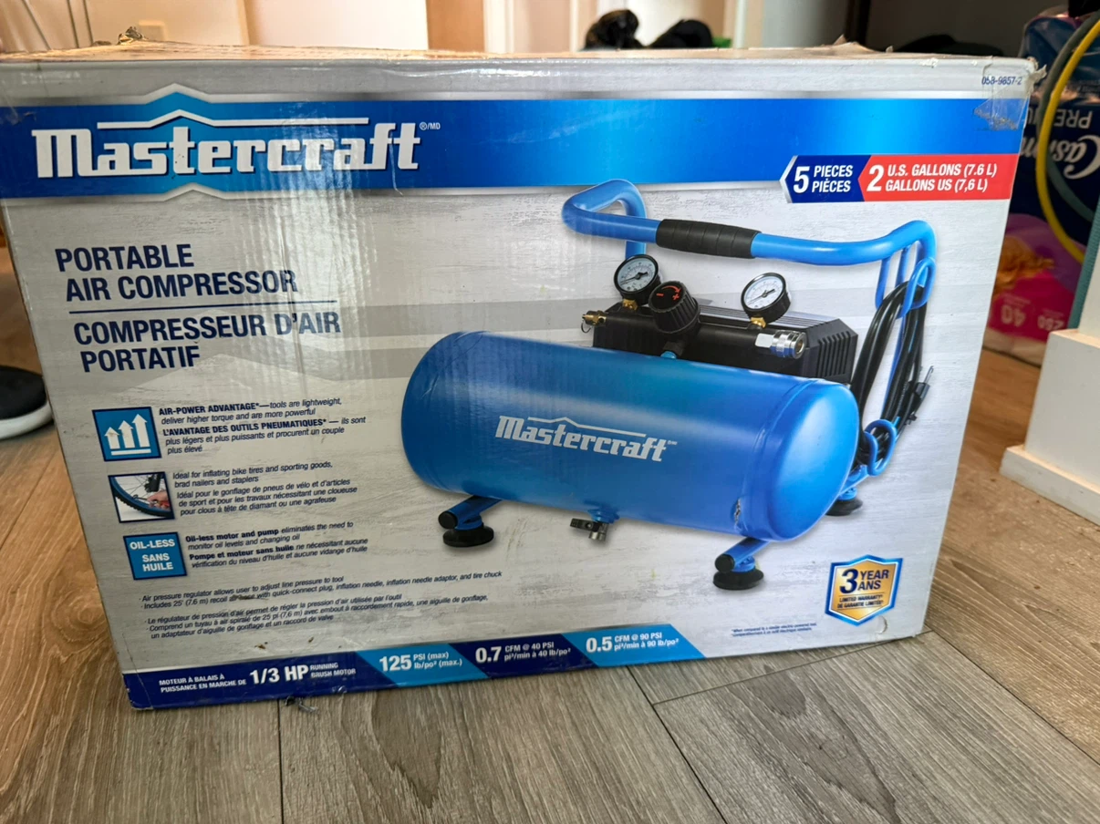 Mastercraft Portable Air Compressor 7.6 L