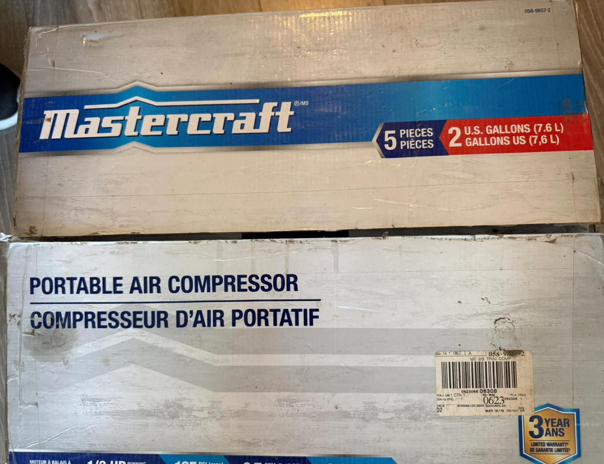 Mastercraft Portable Air Compressor 7.6 L - photo 2