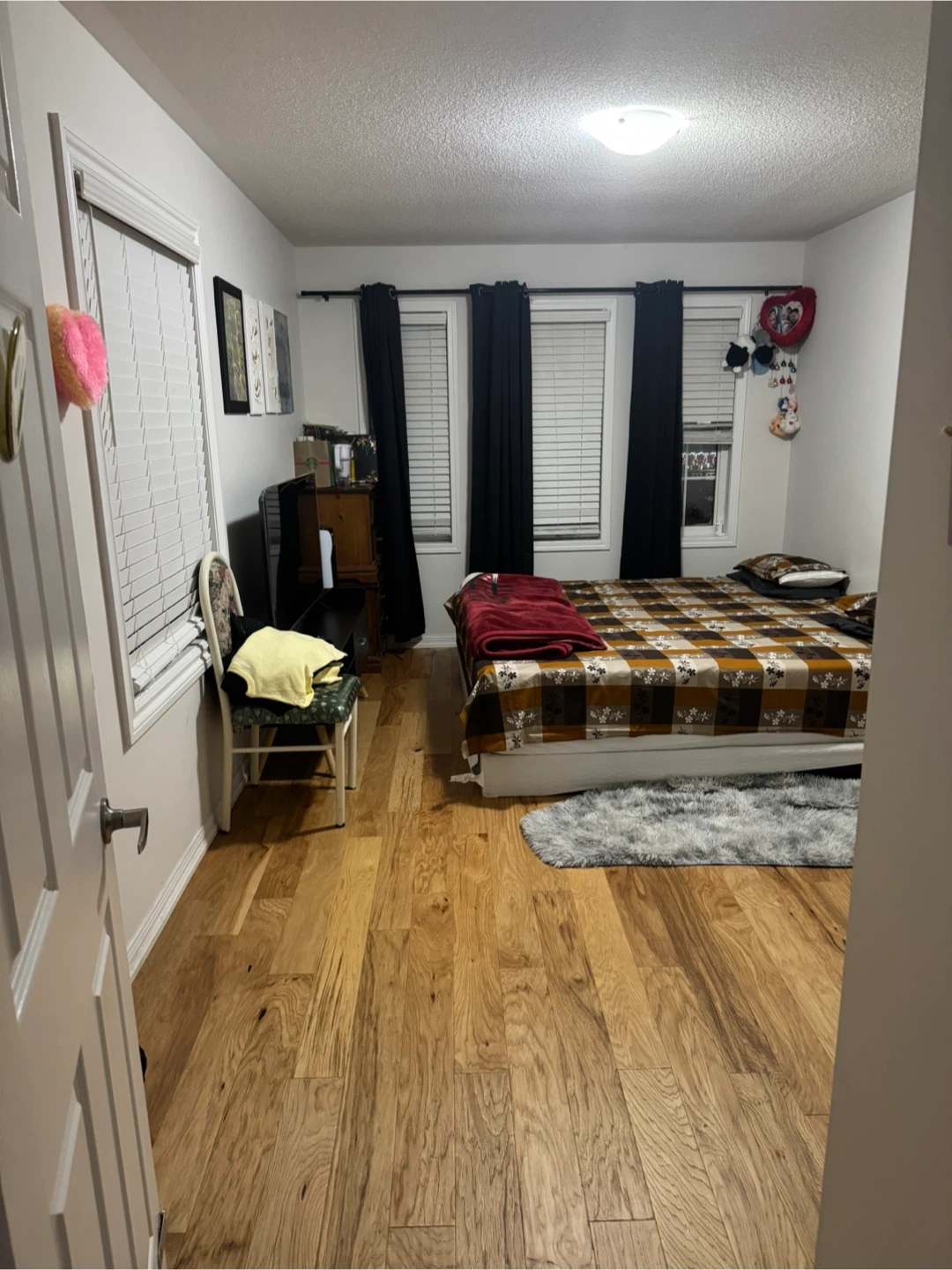 King metal frame and mattress - photo 2