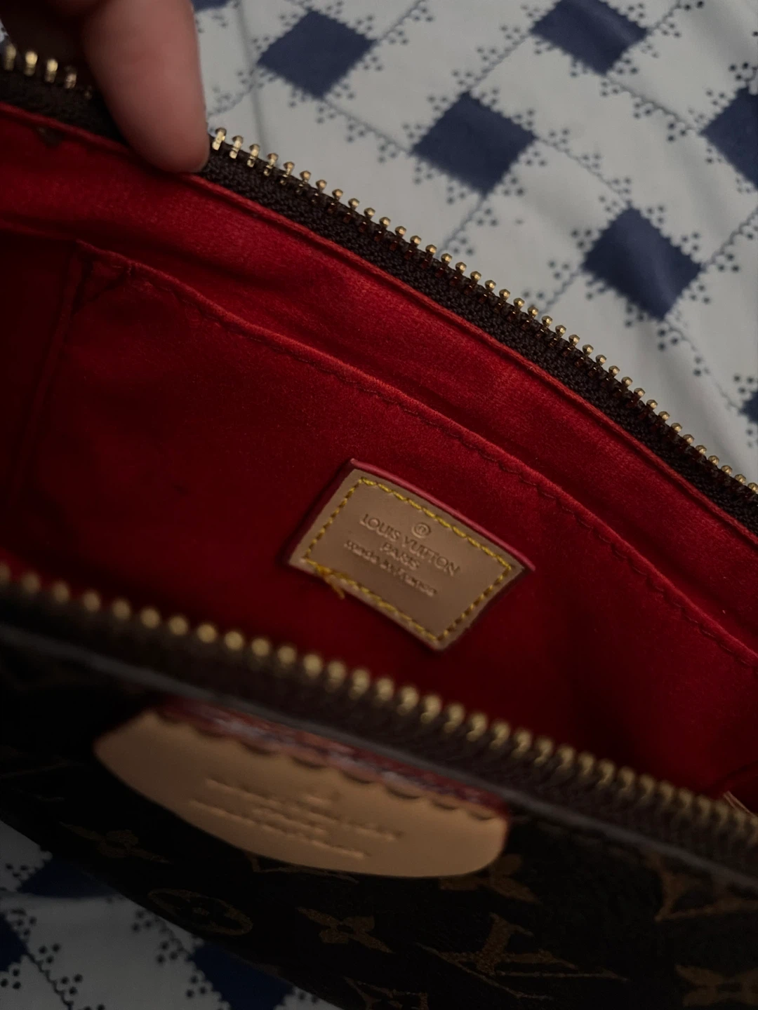 Louis Vuitton Pochette Bag *NEED GONE* - photo 2