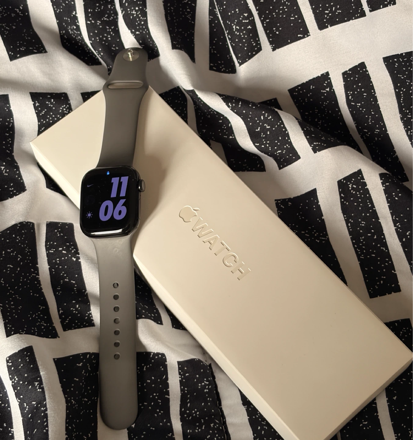 Apple Watch Series 10 42mm Aluminium GPS