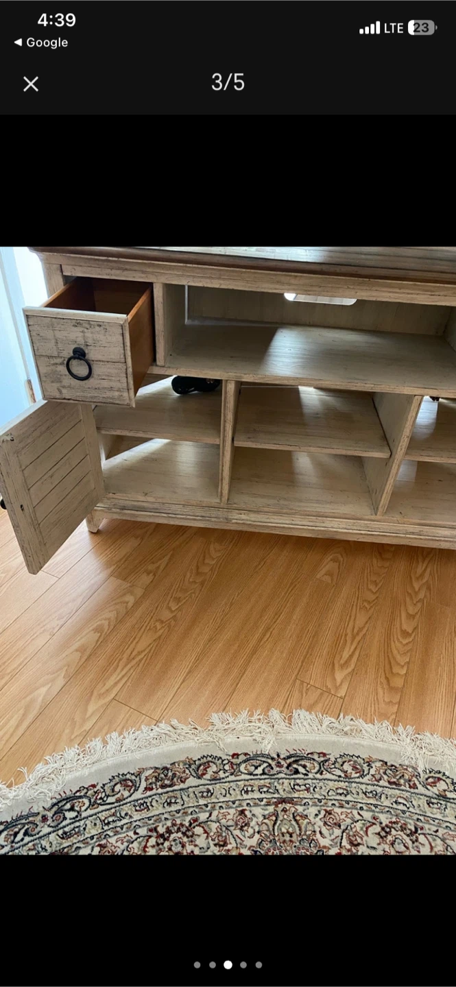 Rustic Farmhouse TV Stand Console - photo 3