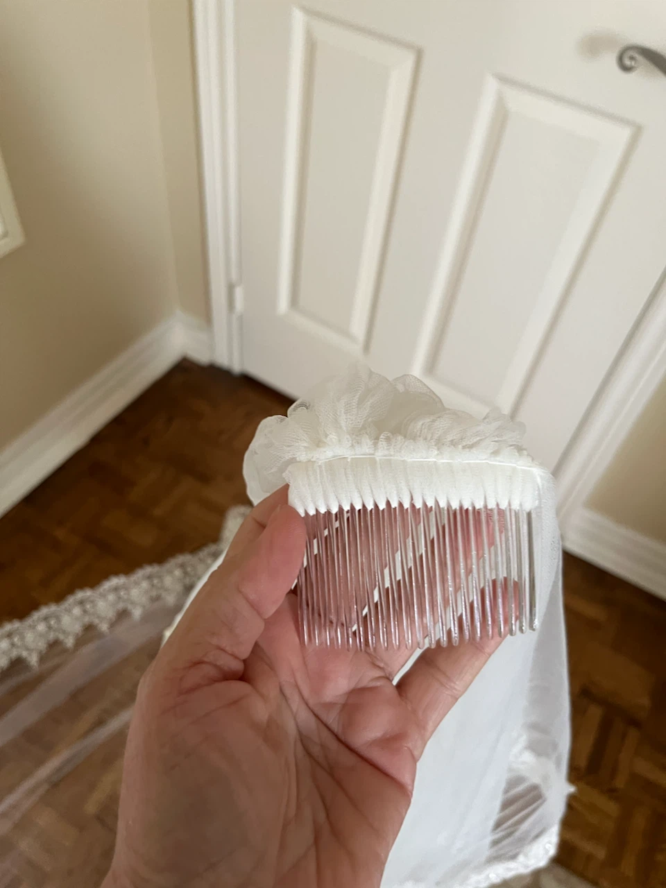 8Ft Long Lace Wedding Veil with Comb - photo 4