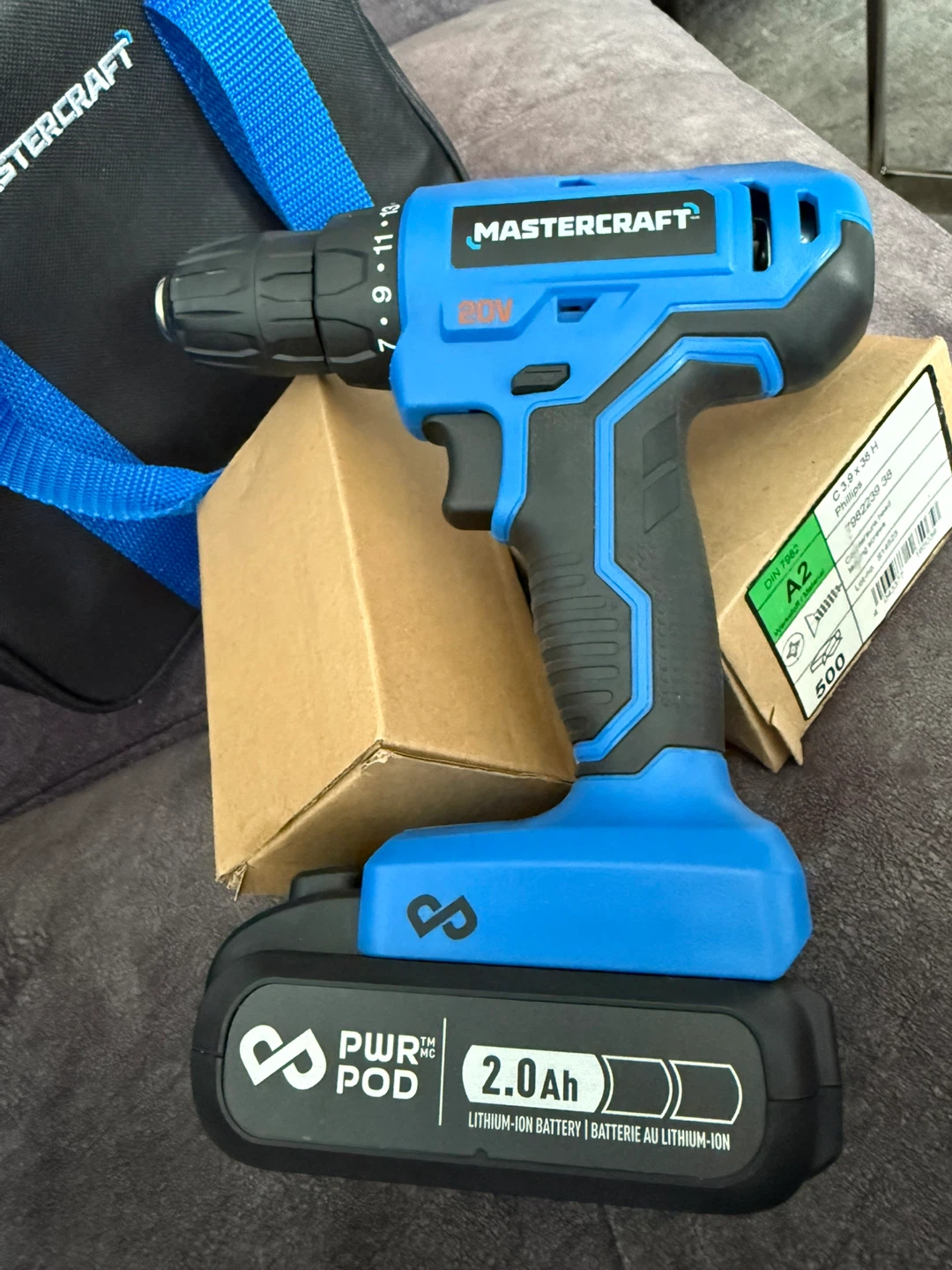 Certified 105-Piece Tool Kit and Mastercraft 20V cordless drill - photo 5