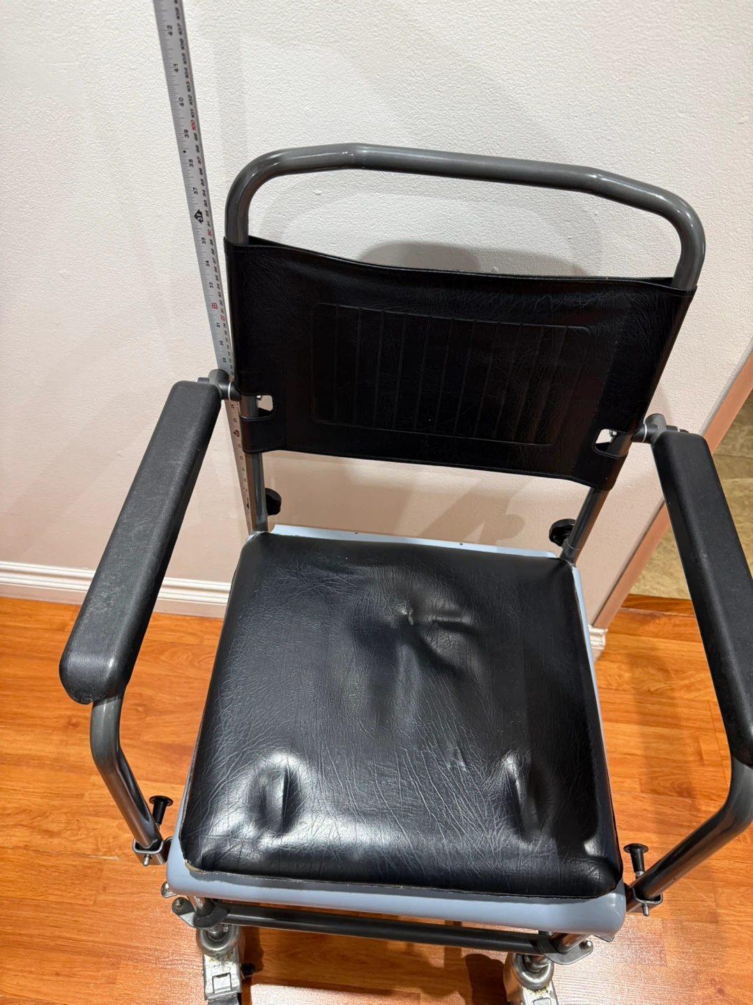 Rolling Commode / Shower Chair - photo 3