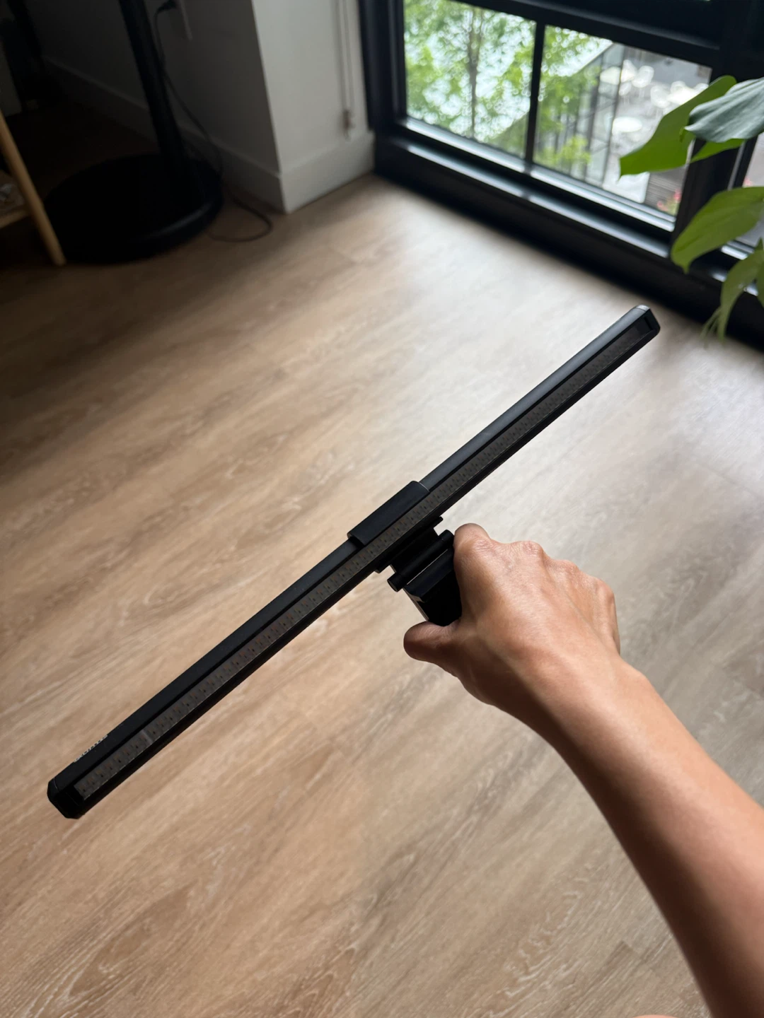Quntis Monitor Lamp - photo 3