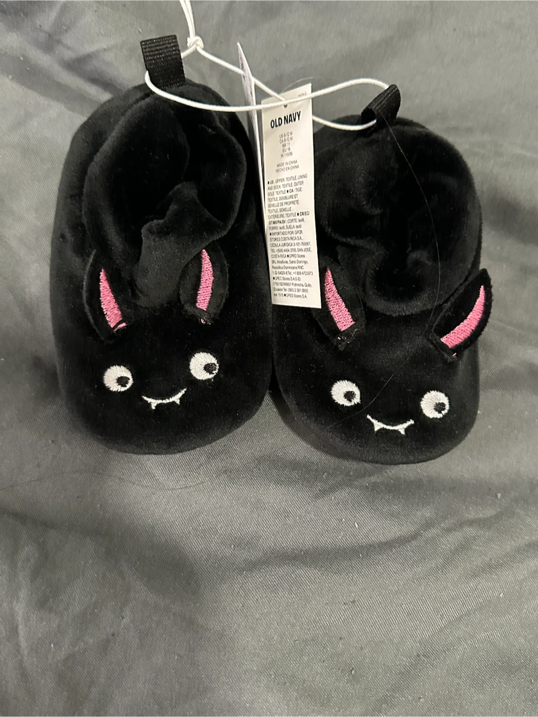 Old Navy Black Bat Slippers Size US M
