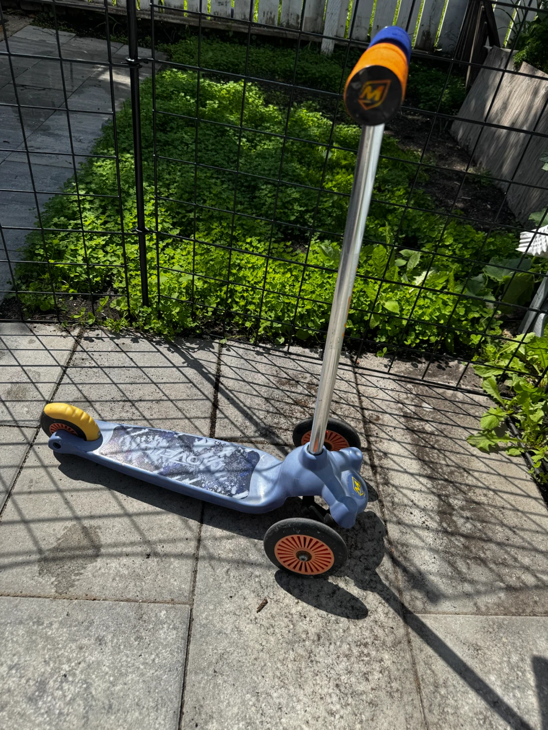 3-Wheel Scooter