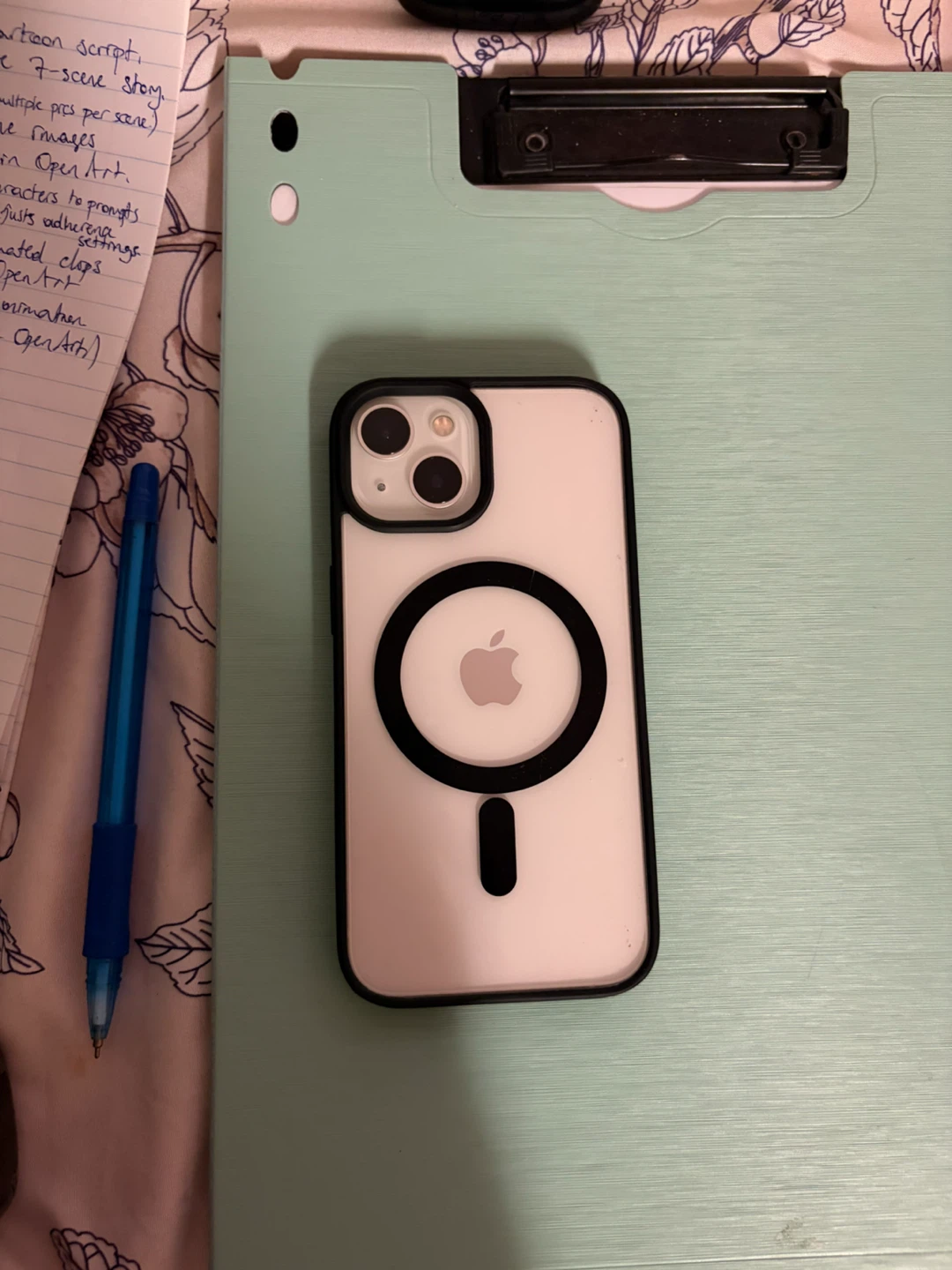 iPhone 13-128GB- white - photo 4
