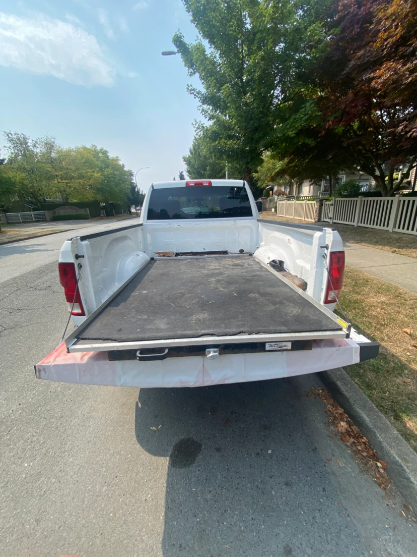 SLIDING TRUCK BED